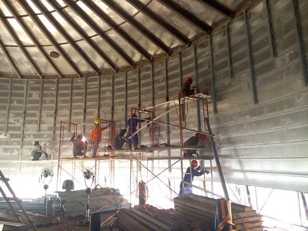 silo inside stiffeners